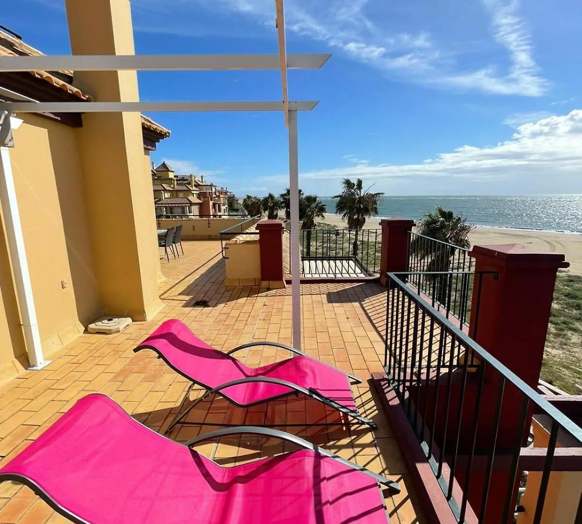 Apartment Atico Frontal Al Mar, Tres Dormitorios En Alcaudon Isla Canela